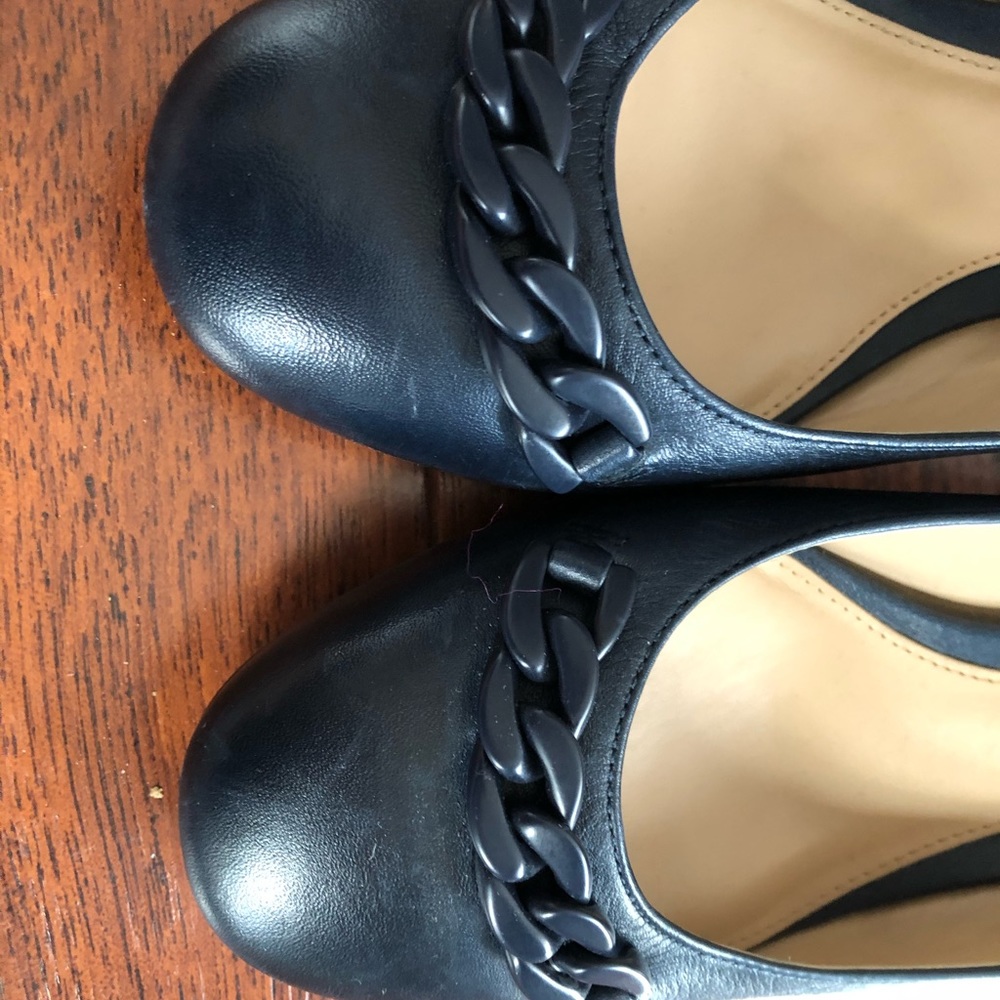 LAUREN navy blue leather block heels